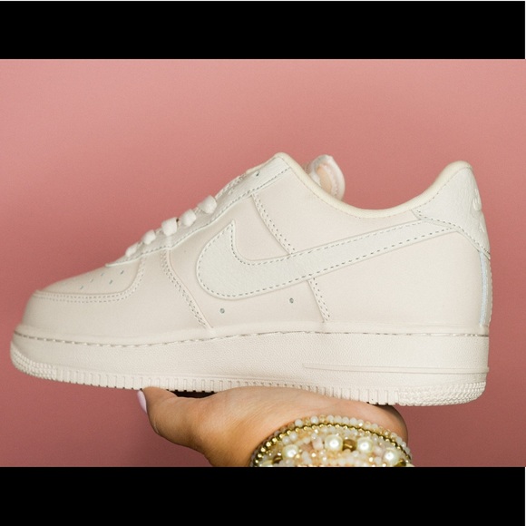 Blush Pink Nike AF1’s 🦋 - Picture 5 of 5